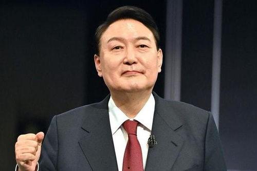 韩国首任总统,韩国首任总统李承晚的传奇历程与国家奠基