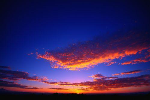 画夕阳的图片大全大图,一幅幅绚烂画卷中的温暖时光