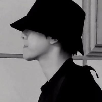 有气质沧桑的男人图片,探寻有故事的男人风采