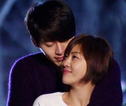 在韩国演员的地位,韩国演艺圈中的明星地位与影响力解析