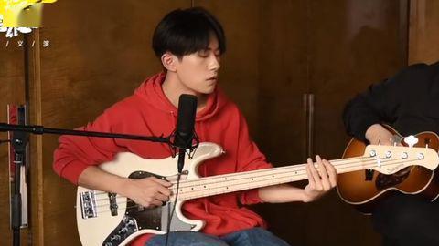 易烊千玺唱歌视频,歌声如梦引共鸣